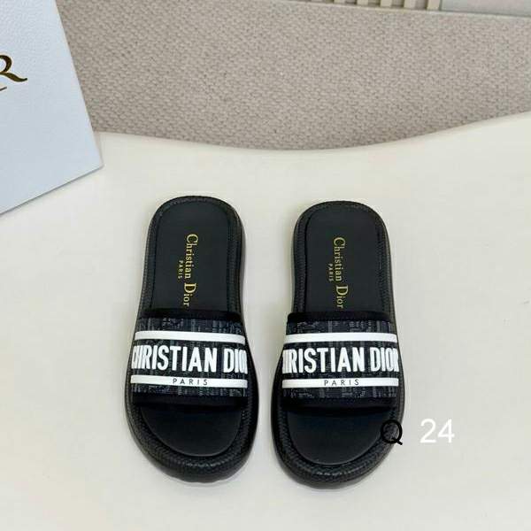 Picture of Dior Slippers _SKUDiorsz35-40RW04082959